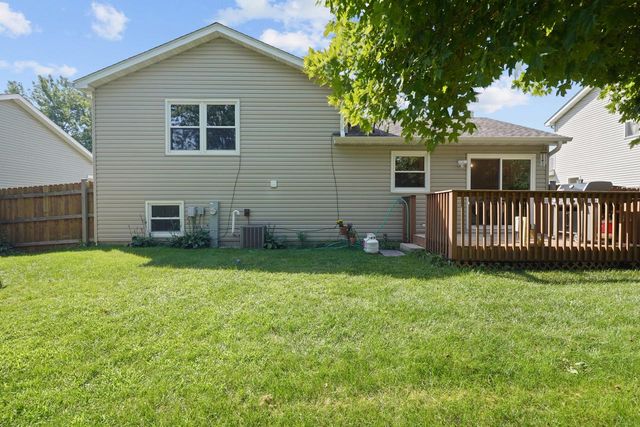 986 93rd STREET, Pleasant Prairie, WI 53158