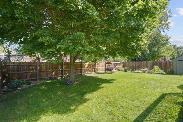 986 93rd STREET, Pleasant Prairie, WI 53158