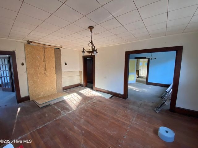 404 Summit Street, Aberdeen, NC 28315