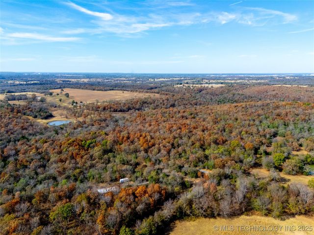 2 E Davis Field Road, Muskogee, OK 74403