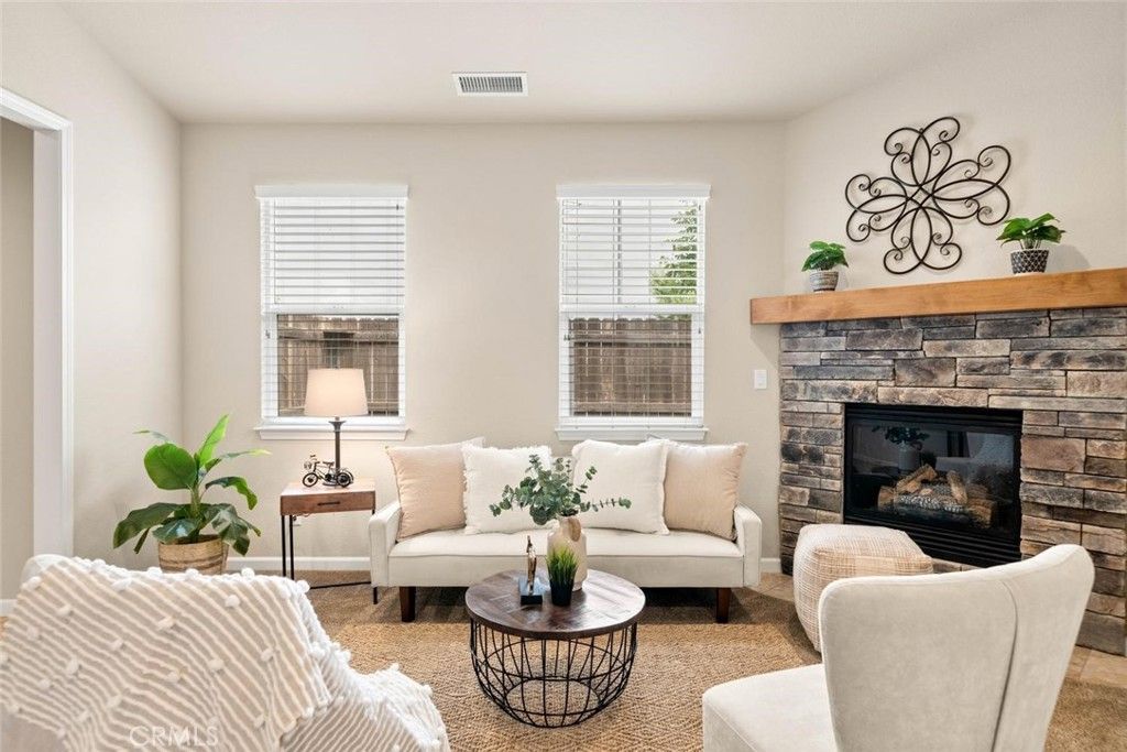 Image 4 of property listing at 1 Kayla Marie Court, Chico, CA 95973