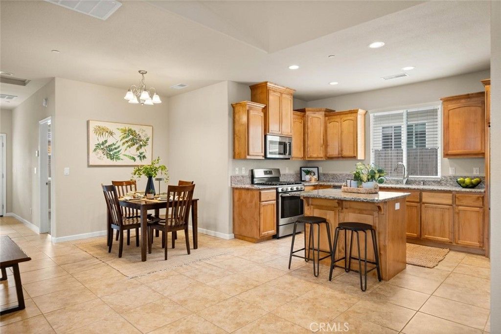 Image 6 of property listing at 1 Kayla Marie Court, Chico, CA 95973