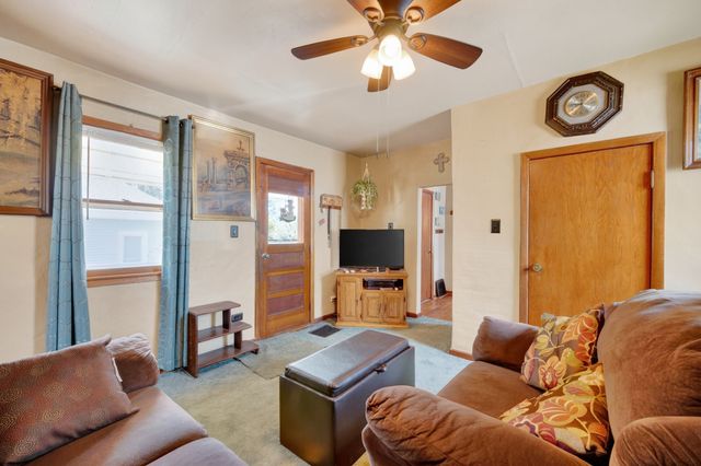 3010 3rd Street, Des Moines, IA 50313
