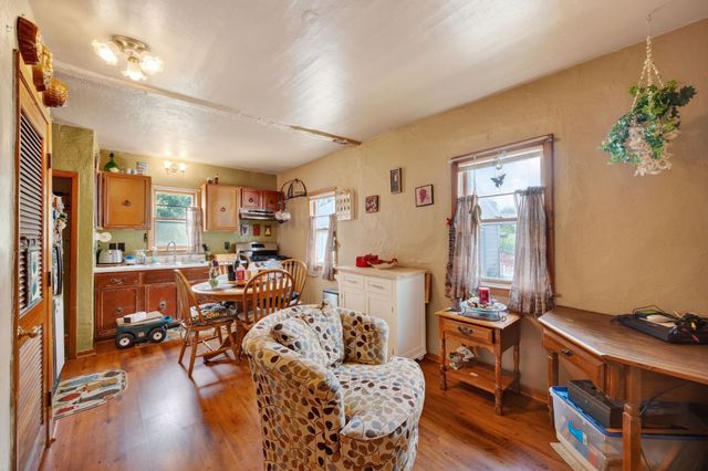 3010 3rd Street, Des Moines, IA 50313
