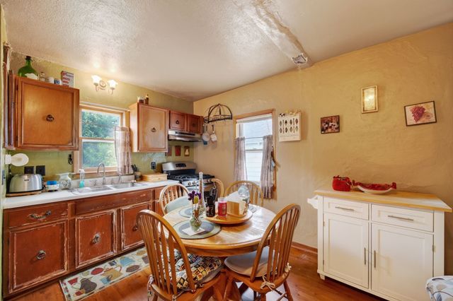 3010 3rd Street, Des Moines, IA 50313
