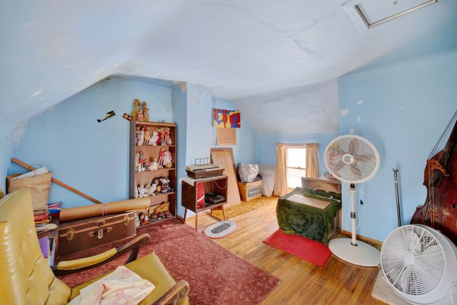 3010 3rd Street, Des Moines, IA 50313