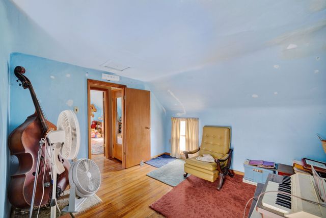 3010 3rd Street, Des Moines, IA 50313