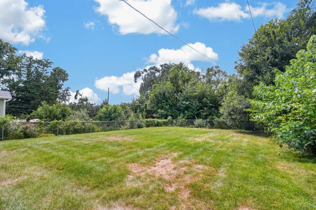 3010 3rd Street, Des Moines, IA 50313