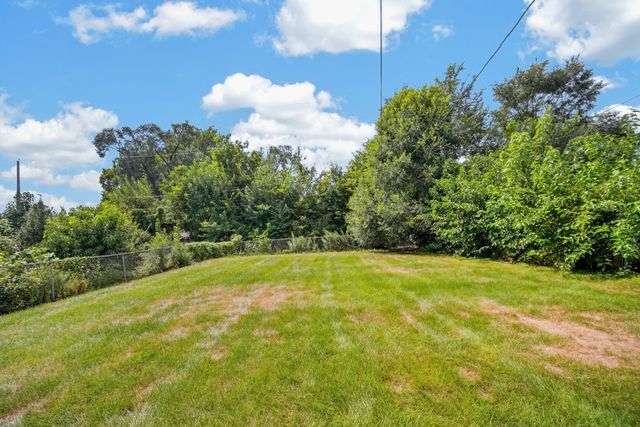 3010 3rd Street, Des Moines, IA 50313