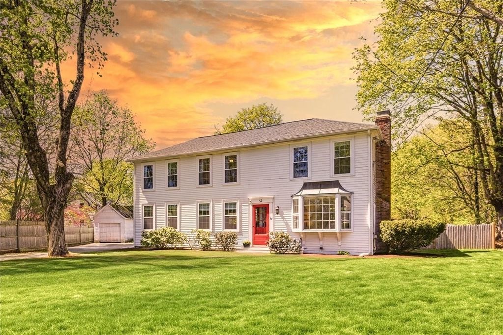 57 Pound St, Medfield, MA 02052