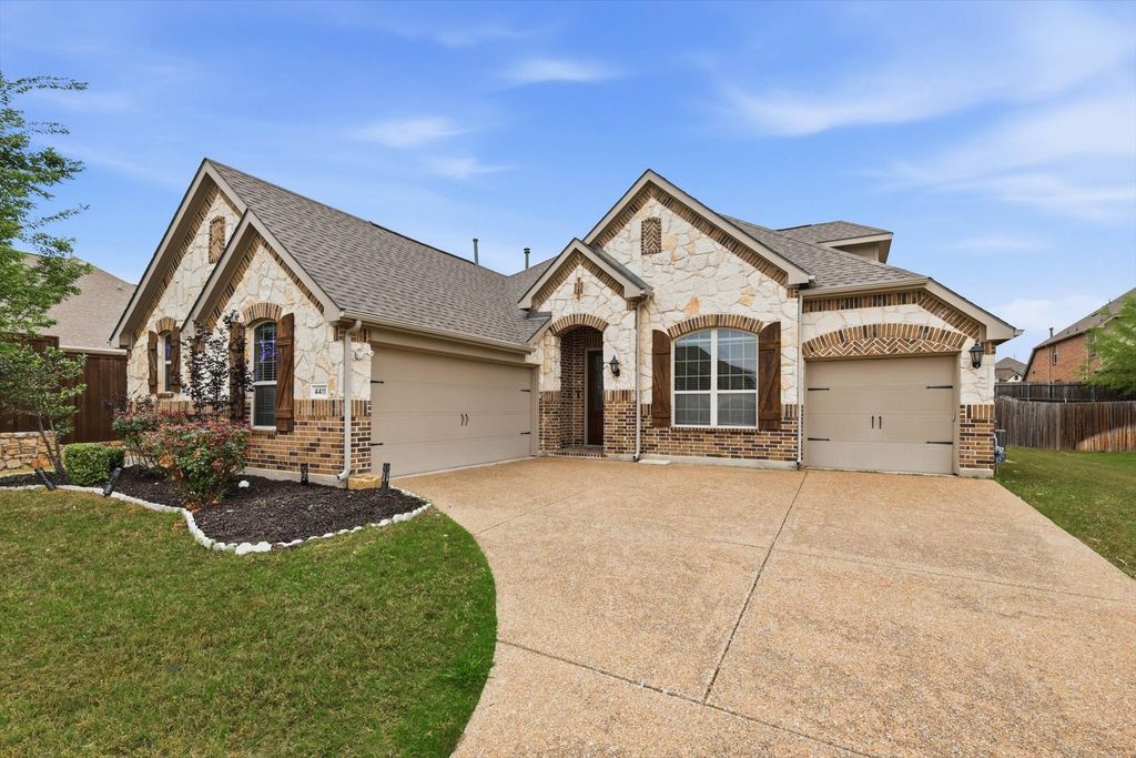 4411 Heavenly Drive, Sachse, TX 75048