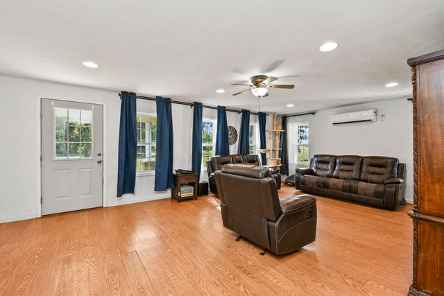 1477 Bell Ford Road, Marshfield, MO 65706