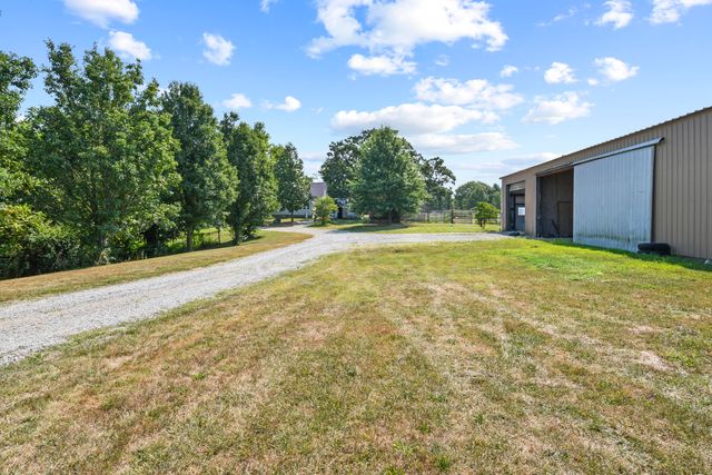 1477 Bell Ford Road, Marshfield, MO 65706
