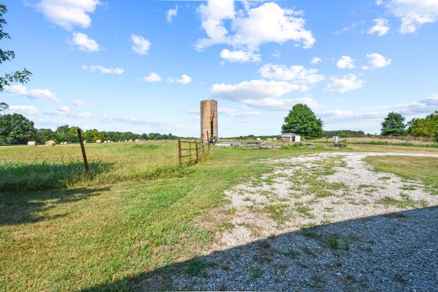 1477 Bell Ford Road, Marshfield, MO 65706