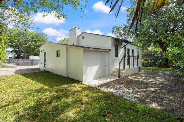 666 NE 62nd St, Miami, FL 33138