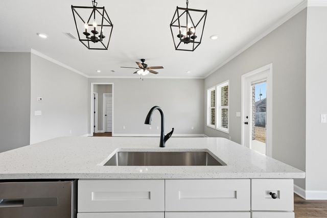 313 Thornbird Loop, Enterprise, AL 36330