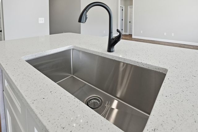 313 Thornbird Loop, Enterprise, AL 36330