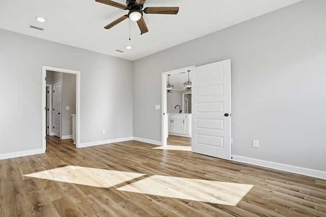 313 Thornbird Loop, Enterprise, AL 36330