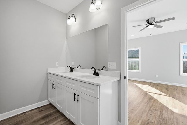 313 Thornbird Loop, Enterprise, AL 36330