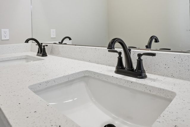 313 Thornbird Loop, Enterprise, AL 36330