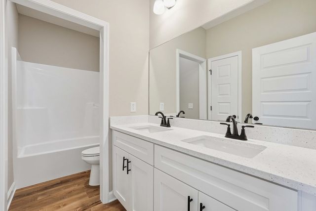 313 Thornbird Loop, Enterprise, AL 36330