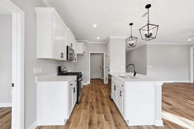 313 Thornbird Loop, Enterprise, AL 36330