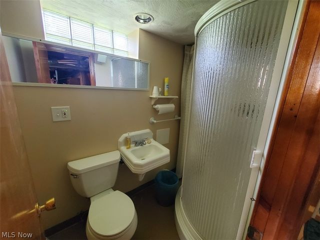 4616 Monticello Boulevard, South Euclid, OH 44143