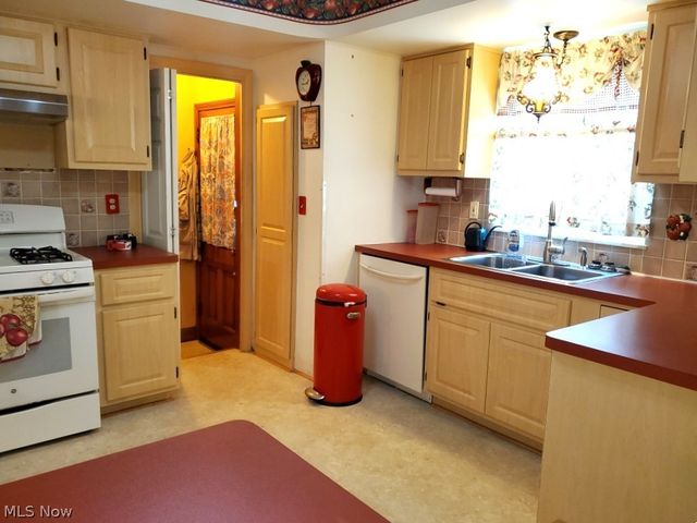 4616 Monticello Boulevard, South Euclid, OH 44143