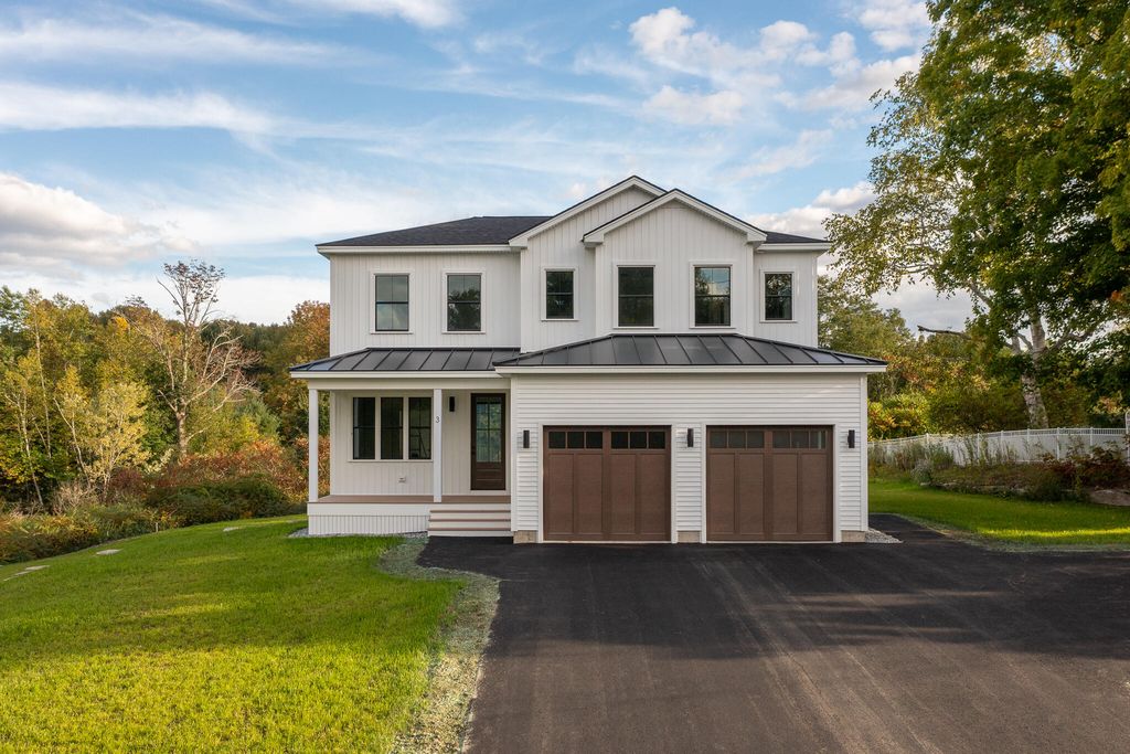 3 Eastern Avenue, Falmouth, ME 04105 — exterior