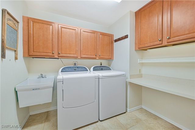 5690 Arvine CIR, Fort Myers, FL 33919