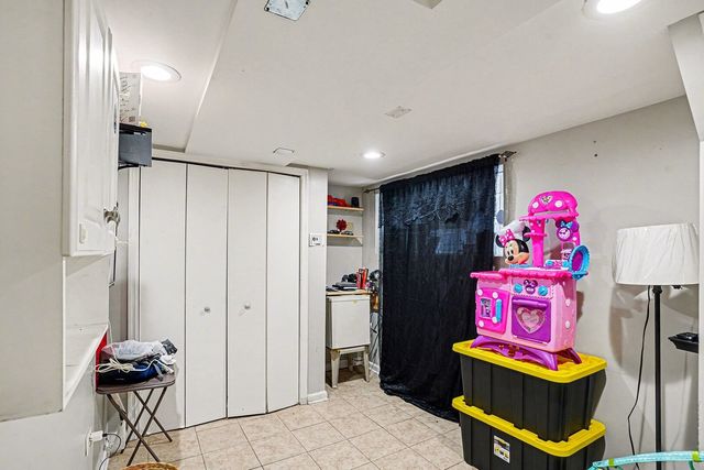 9047 S LAFLIN Street, Chicago, IL 60620