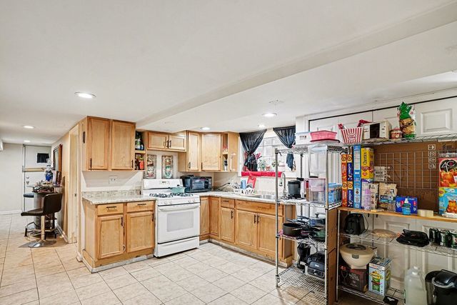 9047 S LAFLIN Street, Chicago, IL 60620