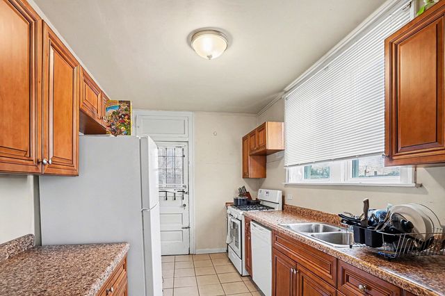 9047 S LAFLIN Street, Chicago, IL 60620