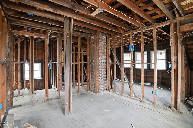 762 E 42nd Street, Indianapolis, IN 46205