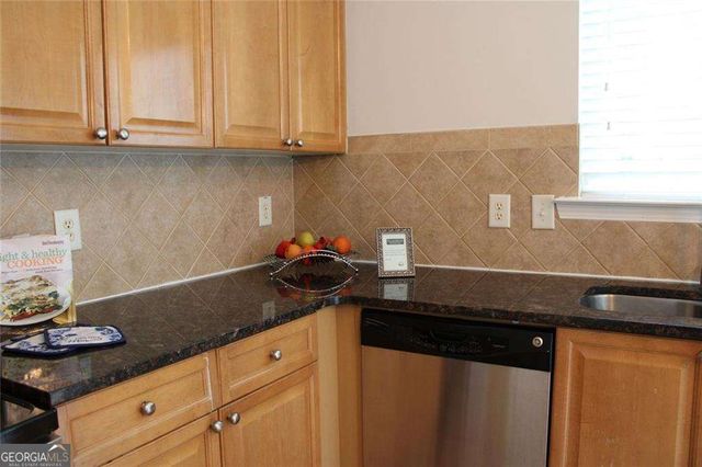 2059 Liberty Court NW, Atlanta, GA 30318