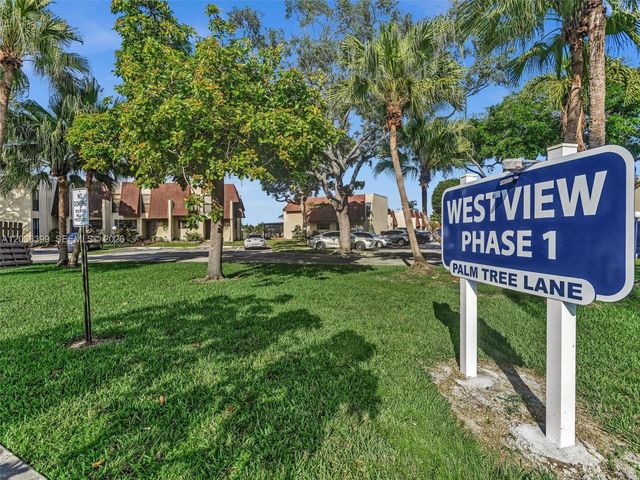 8902 Palm Tree Lane 8902, Pembroke Pines, FL 33024