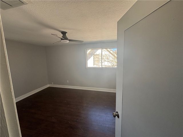 5721 Tanglewood Dr, Corpus Christi, TX 78412