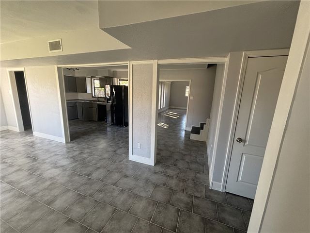 5721 Tanglewood Dr, Corpus Christi, TX 78412