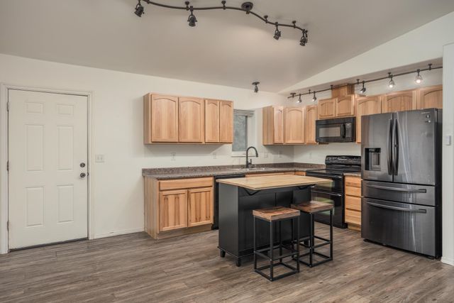 2469 BABY BELL DRIVE, North Pole, AK 99705
