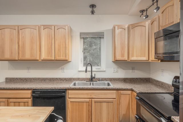 2469 BABY BELL DRIVE, North Pole, AK 99705