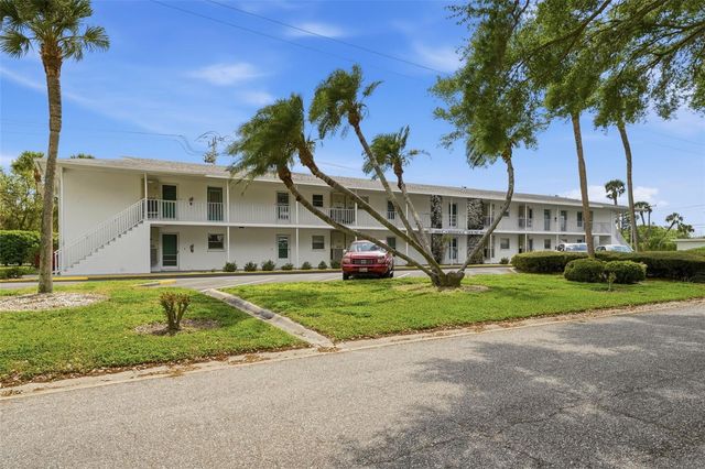 3900 ROXANE BOULEVARD 10A, Sarasota, FL 34235