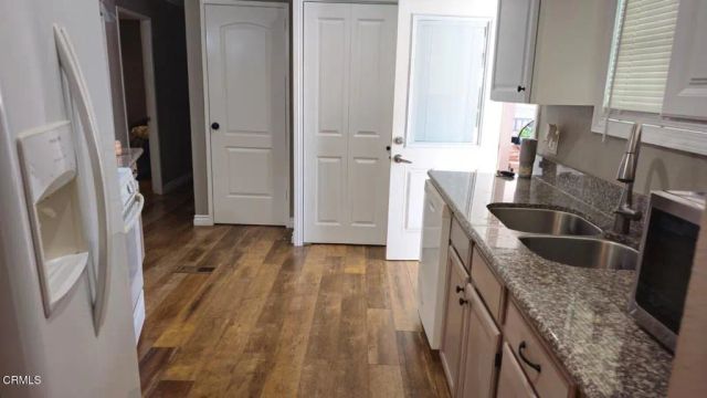 182 Calle De La Rosa 182, Camarillo, CA 93012