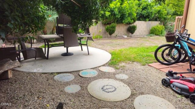 182 Calle De La Rosa 182, Camarillo, CA 93012