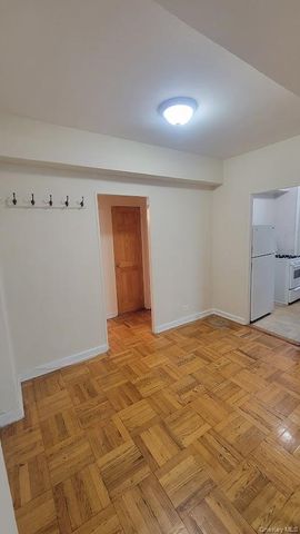 98-34 63rd Drive 2D, Rego Park, NY 11374