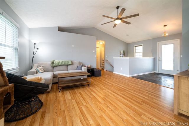 3076 Daybreak Lane, Holland, MI 49424