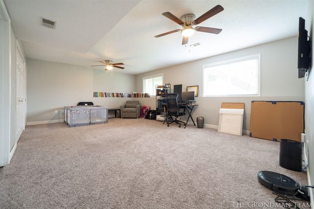 3076 Daybreak Lane, Holland, MI 49424