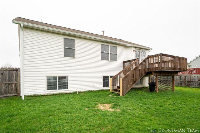 3076 Daybreak Lane, Holland, MI 49424