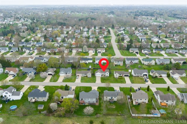 3076 Daybreak Lane, Holland, MI 49424
