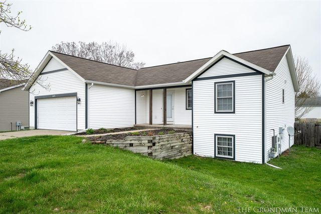 3076 Daybreak Lane, Holland, MI 49424