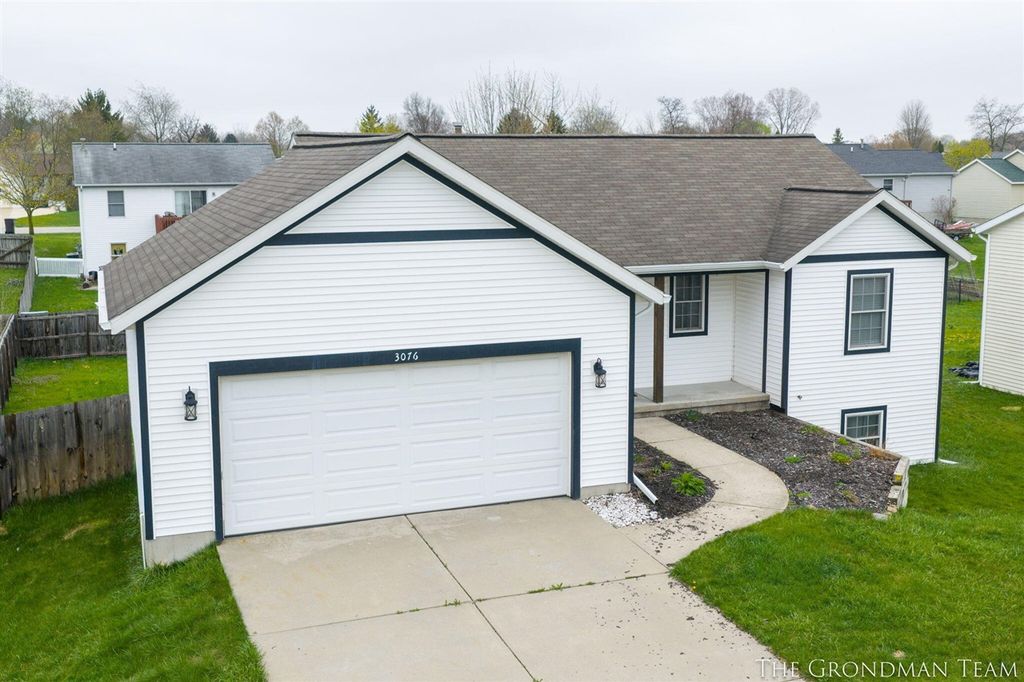 3076 Daybreak Lane, Holland, MI 49424